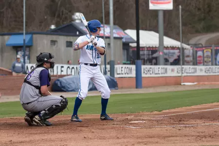 Big Fourth Inning Lifts Terriers to 17-8 Win Over Bulldogs Image