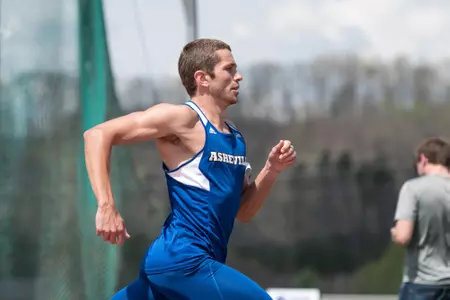 Bulldogs Solid on Opening Day of Duke Invitational Image