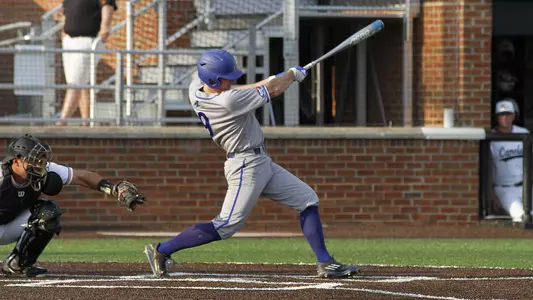 Woods_J_17BSB_FURMAN_01