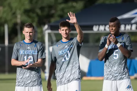 Bulldogs Head to West Coast for Matches at LMU and UC Irvine Image