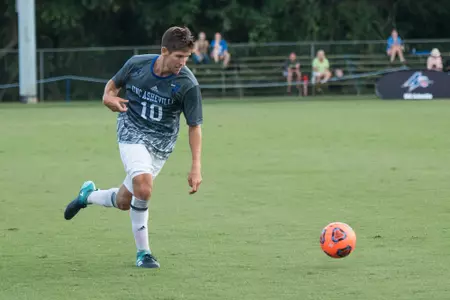 Bulldogs Put Together Solid Performance in Loss at UNCG Image