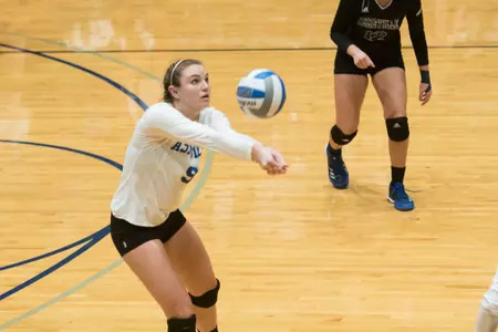 Bulldogs Fall at Radford Image