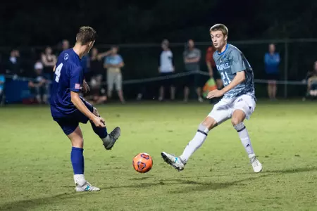 Bulldogs Travel to Raleigh Tuesday to Face NC State Image
