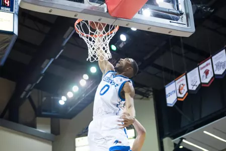 Donovan Gilmore Embracing Opportunities at UNC Asheville Image