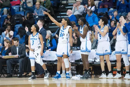 Bulldogs Conclude Road Swing Undefeated; Down Charleston Southern 78-61 Image