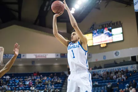 League-Leading Bulldogs Battle Back in Second Half to Pick Up Road Win at Longwood Image