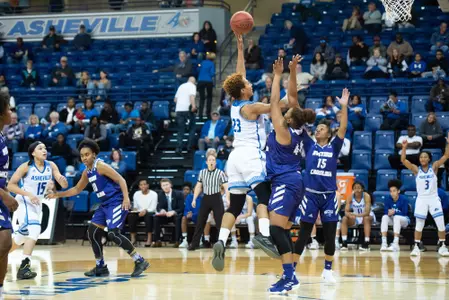 Women’s Basketball Opens League Action on Saturday at Radford Image