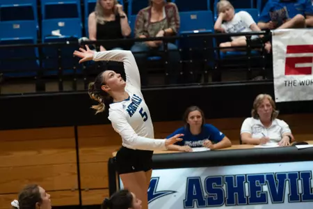 Bulldogs Travel to Charleston Southern on Tuesday Image