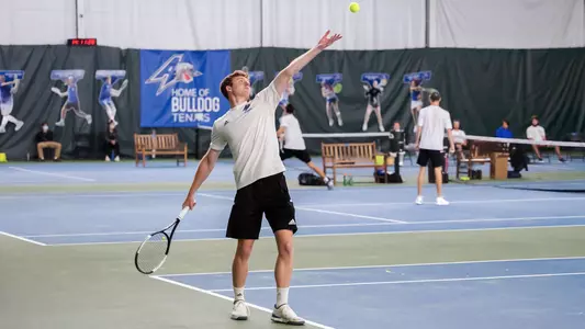 Nolan_serve