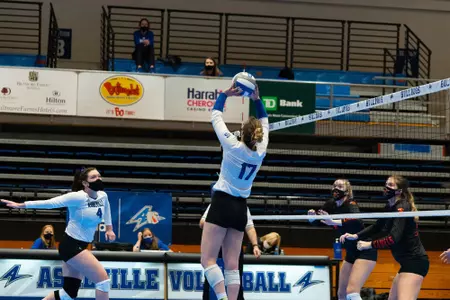 Campbell_vs_UNCA_25