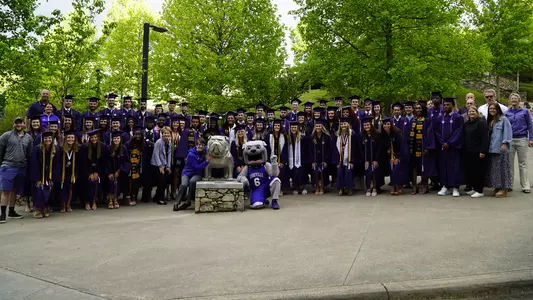 Graduates_22