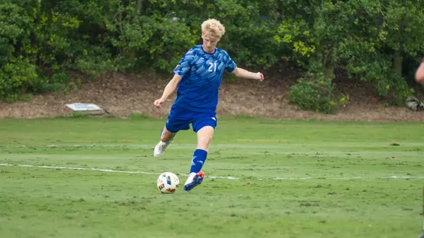 Lennart_Granzow_Free_Kick