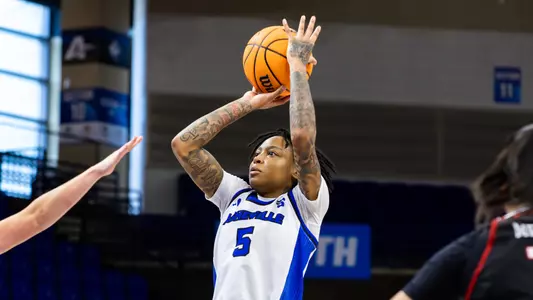 Nia_Green_Gardner-Webb