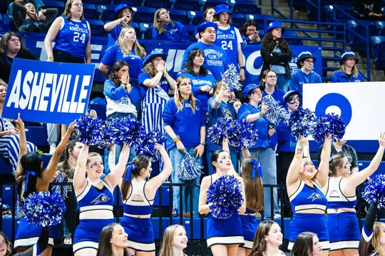 Crowd_Shot_WBB_CSU_2026