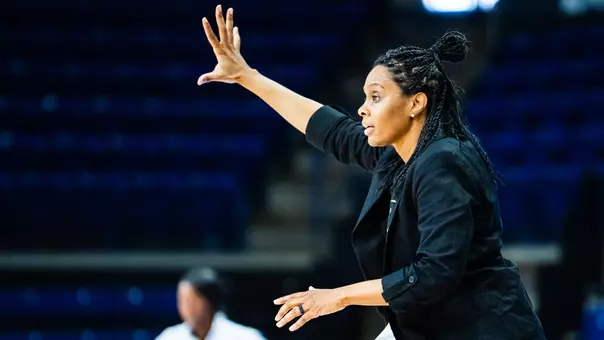 Tynesha_Lewis_PlayCall