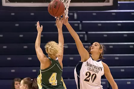 Women's Hoops Ready For Season Opener Image