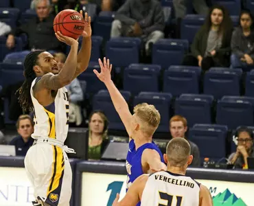 Anthony Johnson hitting one of his seven 3's