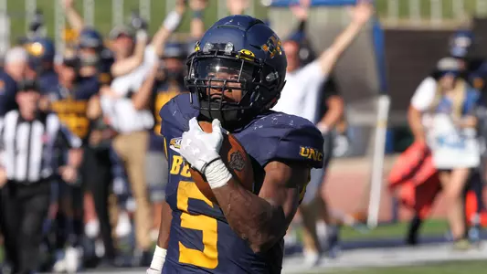 Dotson_Close_Up_2022