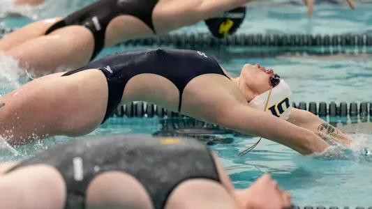 UNC swimmer starting race