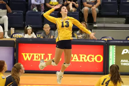 Makenzie_Harris_2002_vs_UNC