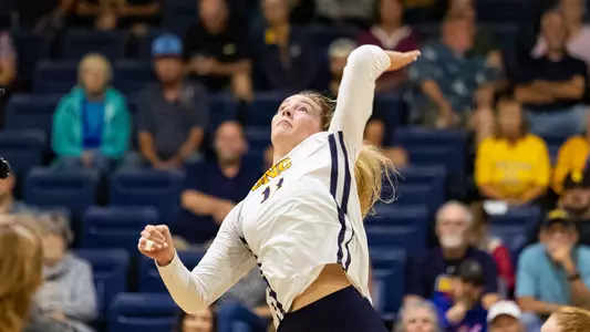 UNC_VB_Rachel_Hickaman_2022_Swing