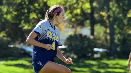 Lily Thimsen vs. Montana