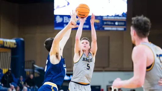 JD_MBB_Knecht_Dalton_2223_vsNorthernArizona_01