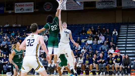 JD_MBB_Knecht_Dalton_2223_vsPortlandSt06