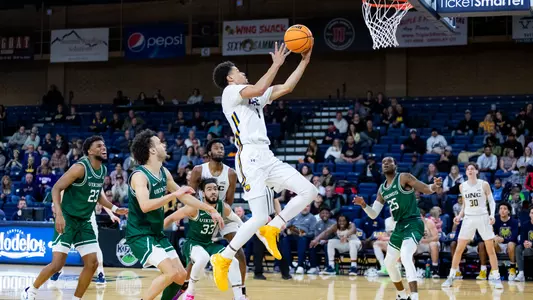 JD_MBB_Kountz_Daylen_2223_vsPortlandSt02