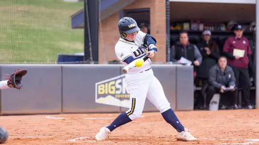 Alexsi Barashkoff swinging