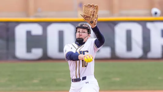 Erin Caviness pitching