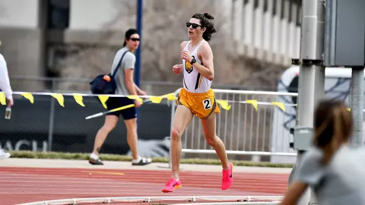 Kenney_Hunter_2223_TomBenich02