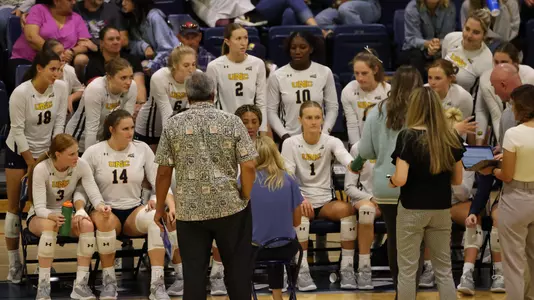 Volleyball Huddle v. Bradley