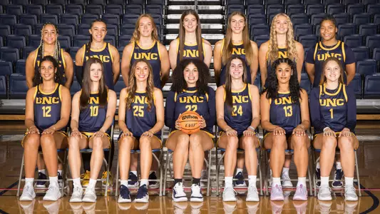 2024-25 Women's Basketball Team Picture