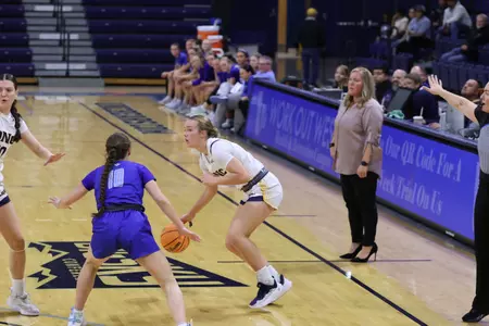 Olivia Loomis-Goltl vs. Tabor