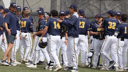 Baseball Huddle 2023 Fall