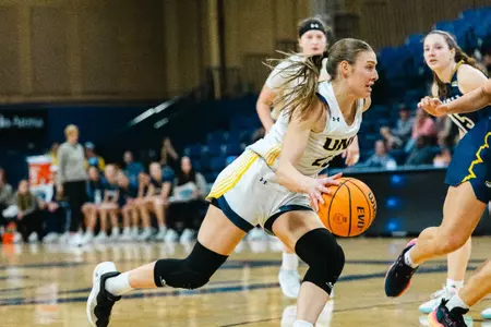 Silvia Nativi Drives to the Basket