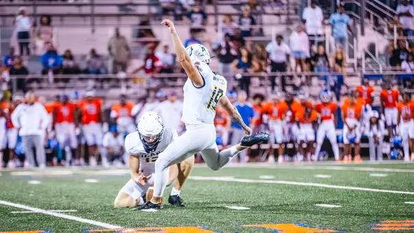 Jacob Willig Kicking at Houston Christian