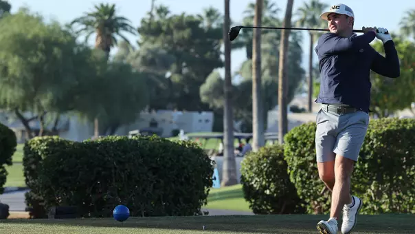 Kaelen Teeing Off