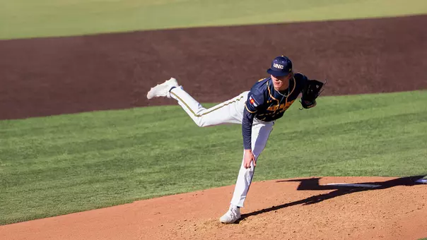 Trevor Landen Pitching