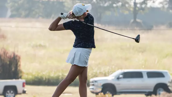 Jaci Hartman Teeing Off