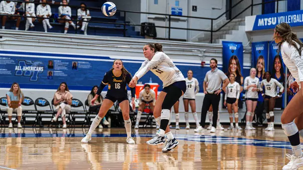 Alayna Tessena with the dig