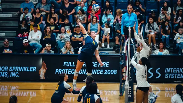Alayna Tessena with the attack