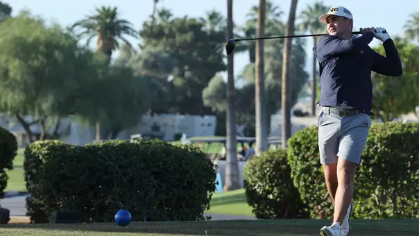 Kaelen Teeing Off