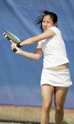 Women's tennis earns two conference wins Image