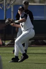 UNF sweeps DH from Lander Image