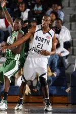 UNF starts cold in loss Image