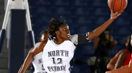 Tiffany Williams action 2008