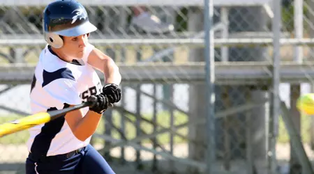 Comeback leads to doubleheader split Image