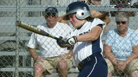 Amanda Moseley action 2